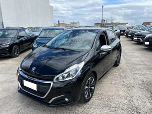 Peugeot 208 100 S&S 5 porte Signature usato