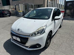 Peugeot 208 82 5 porte Active usato