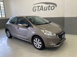 Peugeot 208 HDi 68 CV 5 porte Active usato