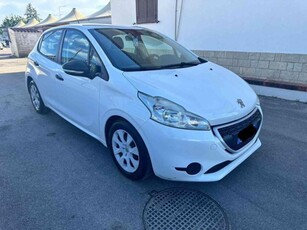 Peugeot 208 HDi 68 CV 5 porte Business usato