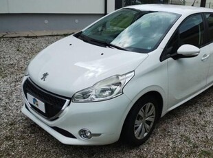 Peugeot 208 VTi 82 CV 5 porte Active usato