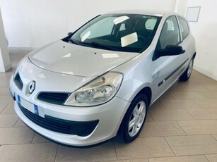 Renault Clio 1.2 16V 5 porte Dynamique usato