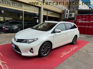 Toyota Auris Station Wagon 1.8 Hybrid Lounge usato