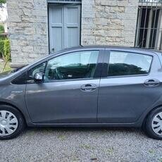 Toyota Yaris 1.5 Hybrid 5 porte Active del 2014 usata a Arcore