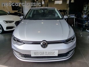 Volkswagen Golf 2.0 TDI DSG SCR Life usato