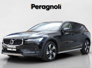 Volvo V60 Cross Country B4 (d) AWD Geartronic Business Pro usato