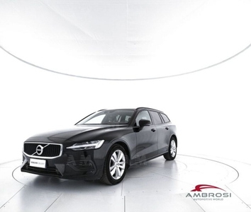 Volvo V60 B4 Geartronic Momentum Business Pro del 2021 usata a Corciano