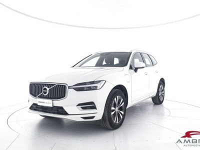 Volvo XC60 T6 Recharge AWD Plug-in Hybrid Inscription my 20 del 2020 usata a Corciano