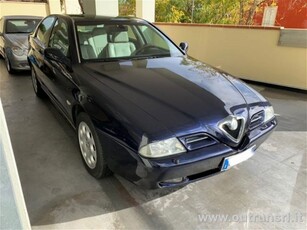 Alfa Romeo 166 2.4 JTD cat Distinctive usato