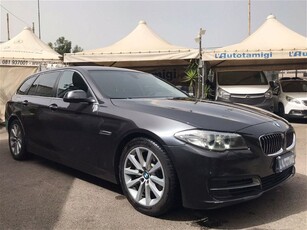 BMW Serie 5 Touring 520d Business aut. usato