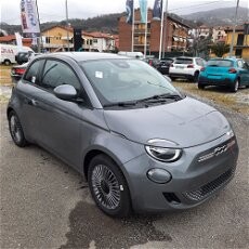 Fiat 500e Icon Berlina 42 kWh del 2023 usata a La Spezia