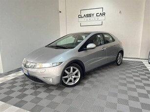 Honda Civic 1.8 i-VTEC Executive usato