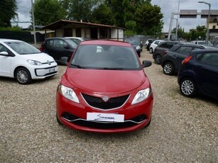 Lancia Ypsilon 1.2 69 CV 5 porte Silver usato