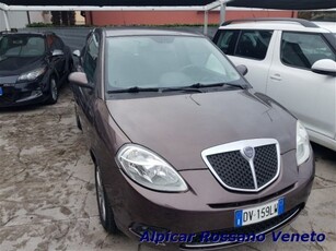 Lancia Ypsilon 1.3 MJT 75 CV Argento usato