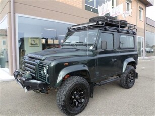 Land Rover Defender 90 2.4 TD4 Station Wagon S usato