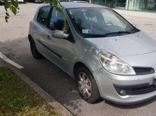 Renault Clio 1.2 16V 5 porte usato