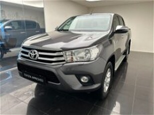 Toyota Hilux 2.D-4D 4WD porte Double Cab Lounge del 2019 usata a Cuneo