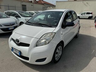 Toyota Yaris 1.0 5 porte Sol usato