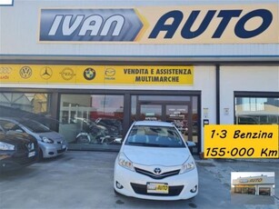 Toyota Yaris 1.3 5 porte Lounge usato