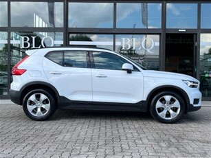 Volvo XC40 T3 usato