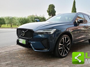 VOLVO XC60 B4 (d) AWD mhev automatico Ultimate Dark Usata