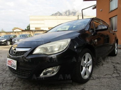 Opel Astra 1.4 100CV 5 porte Elective usato