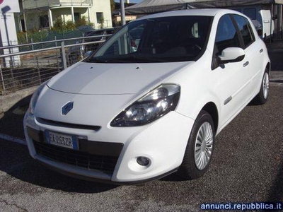 Renault Clio 1.2 16V 5 porte Bifuel-Navy Porcia