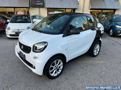 smart forTwo AUTOM. 1.0 Youngster 71cv twinamic UNICOP. IVA DED