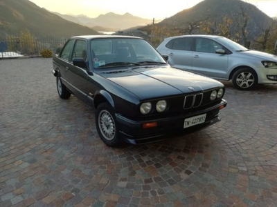 BMW Serie 3 318i 2 porte usato
