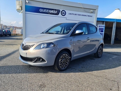 Lancia Ypsilon 1.0 FireFly