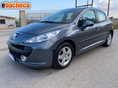 Peugeot 207 1.4 hdi..