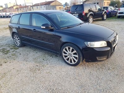 Volvo V50 D2