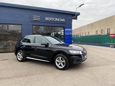 Audi Q5 35 TDI quattro S tronic Business Sport usato