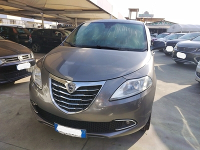 Lancia Ypsilon 0.9 TwinAir 85 CV 5 porte S&S DFN Unyca usato