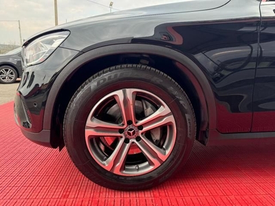 MERCEDES-BENZ GLC 300 d 4Matic Sport