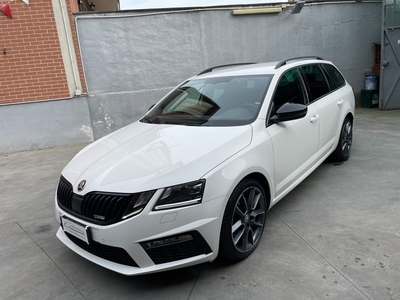 Skoda Octavia Station Wagon 2.0 TDI SCR 184 CV DSG Wagon 4x4 RS usato