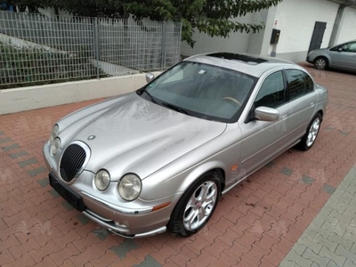 Jaguar S-Type 3.0 V6 Executive usato