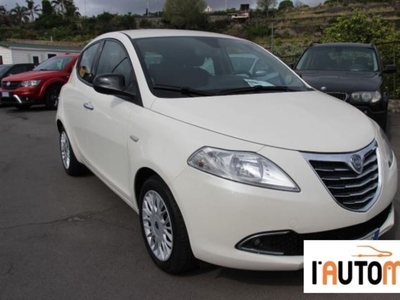 Lancia Ypsilon 0.9 TwinAir 85 CV 5 porte S&S Silver usato