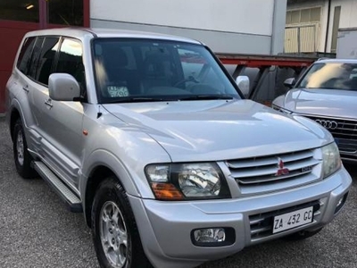 MITSUBISHI Pajero (2000-2007)