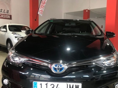 Toyota Auris 2016