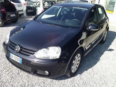 VOLKSWAGEN Golf 5ª serie