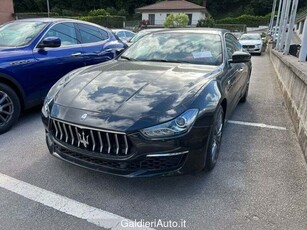 Maserati Ghibli 330 CV