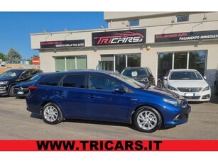 TOYOTA AURIS 1.8 Hybrid Lounge TAGLIANDI PERMUTE