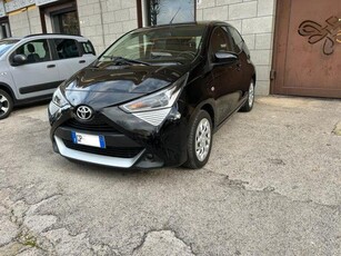 TOYOTA Aygo Connect 1.0 VVT-i 72CV 5 porte x-business Benzina