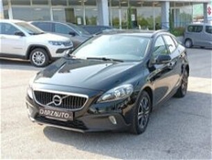 Volvo V40 Cross Country D2 Business Plus N1 del 2018 usata a Desenzano del Garda