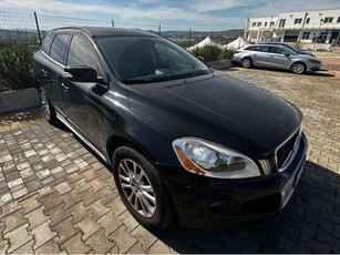 VOLVO XC60 2.4 d5 Kinetic AWD geartronic