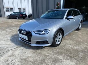 AUDI A4 Avant 35 TDI S tronic Business