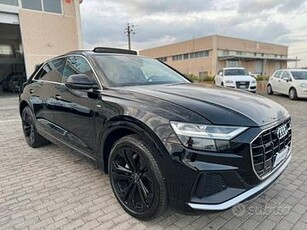 Audi Q8 50 S-LINE PLUS DIESEL/ELETTRICO