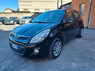 HYUNDAI i20 1.2 BENZINA *OK NEOPATENTATI*