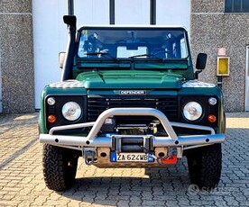 LAND ROVER Defender TD5 modello 110 - 2005